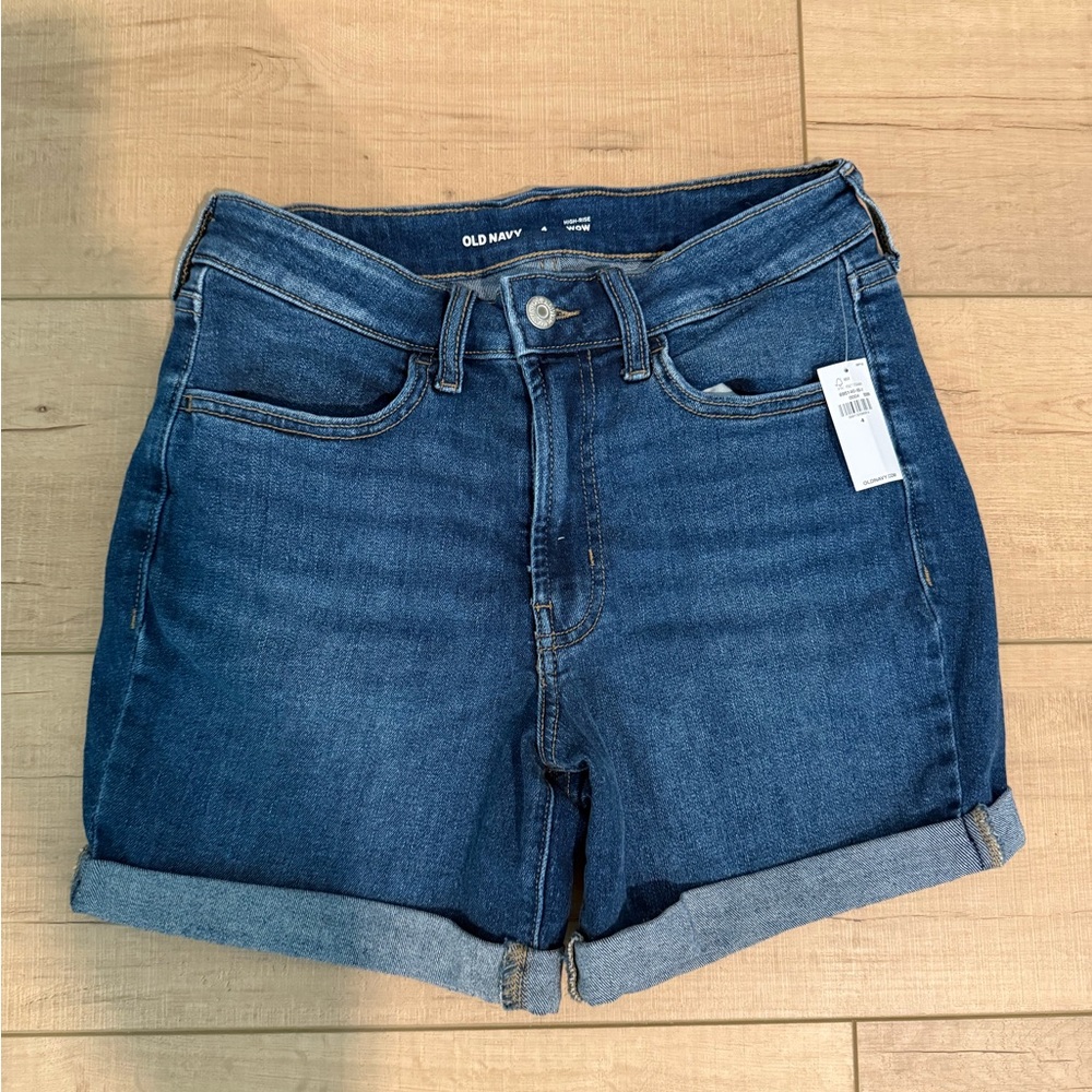Old Navy High-rise Wow shorts